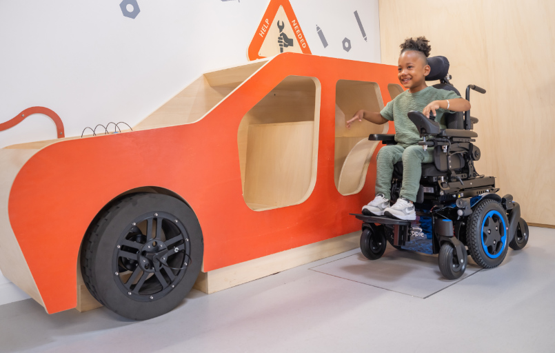 ZIPPIE_Q300_M_Mini_Kids Elektrorollstuhl Kinderhilfsmittel FiNiFuchs ZIPPIE_Q300_M_Mini_Kids Elektrorollstuhl Kinderhilfsmittel FiNiFuchs